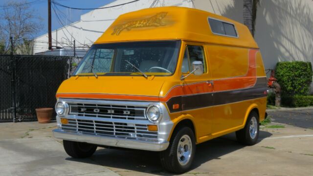1972 ford econoline 100 the party van!!! please read description. movie van!!!!
