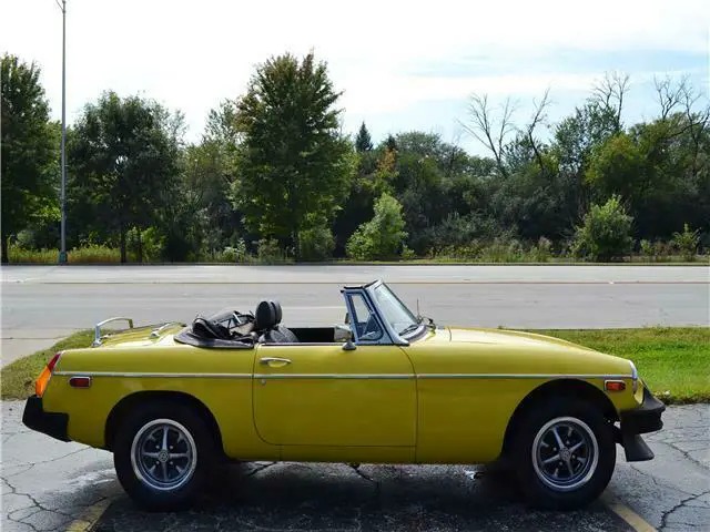 1980 mgb w/only 30,768 original miles rare color factory overdrive no rust, mint