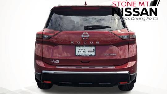 2024 Nissan Rogue platinum