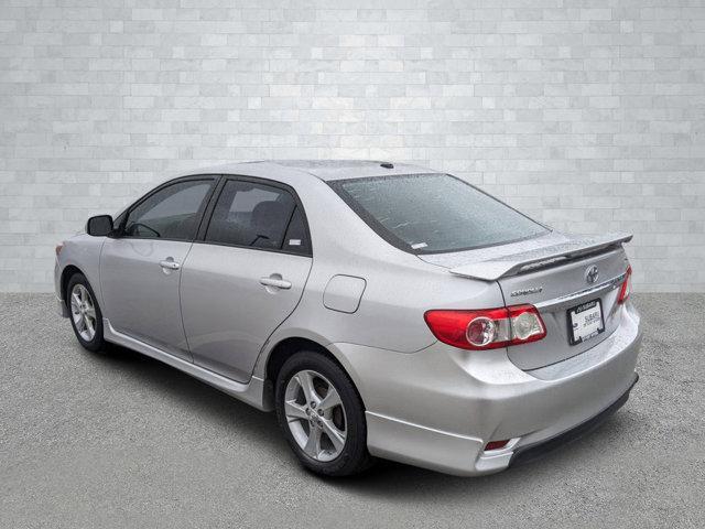 2011 toyota corolla le