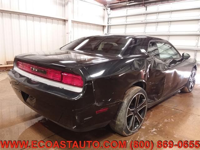 2010 dodge challenger se