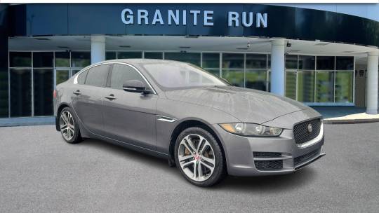 2017 Jaguar XE