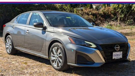 2025 Nissan Altima