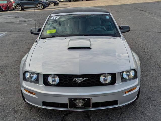 2007 ford mustang gt