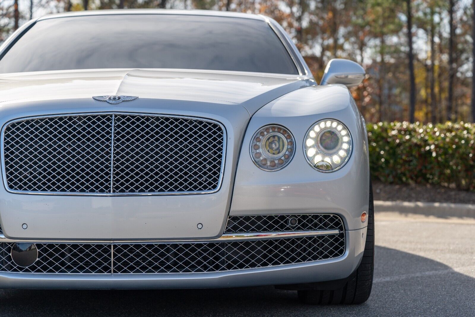 2014 bentley flying spur w12 mulliner specification