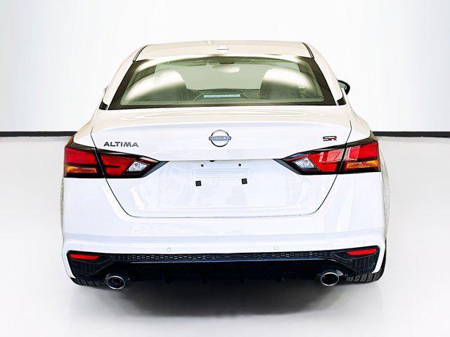 2024 nissan altima sr fwd