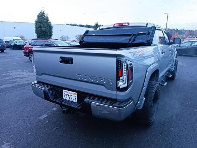 2014 toyota tundra sr5