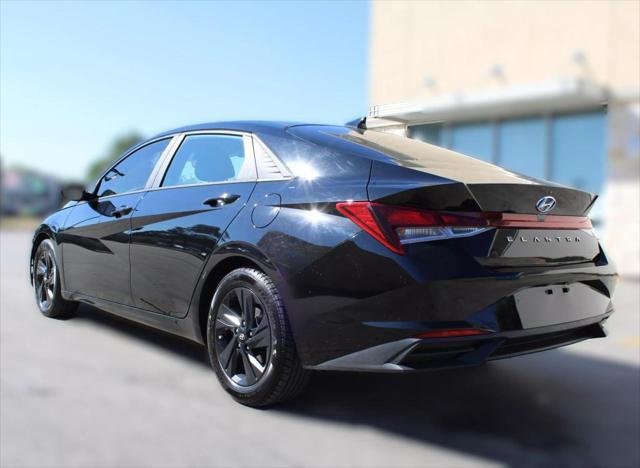 2022 hyundai elantra sel