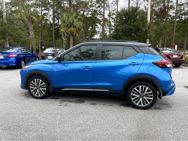 2023 nissan kicks sr