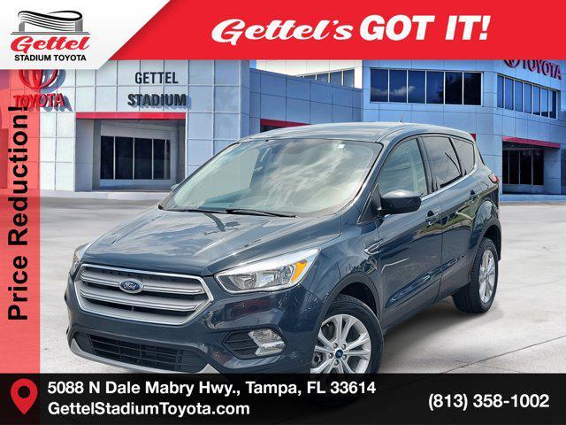 2019 ford escape se