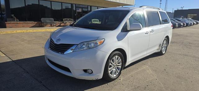 2011 toyota sienna xle