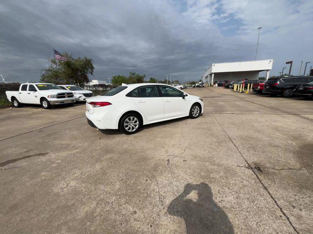 2023 toyota corolla le