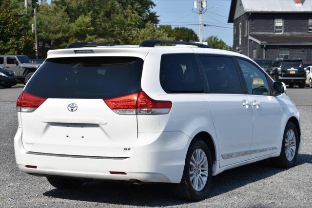 2011 toyota sienna xle