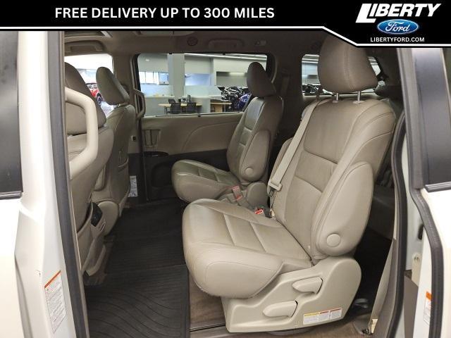 2016 toyota sienna xle premium