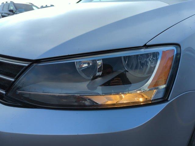 2015 volkswagen jetta 2.0l s