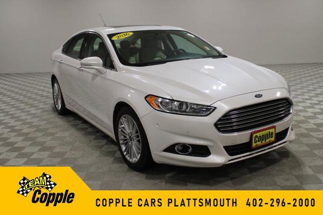 2016 ford fusion se