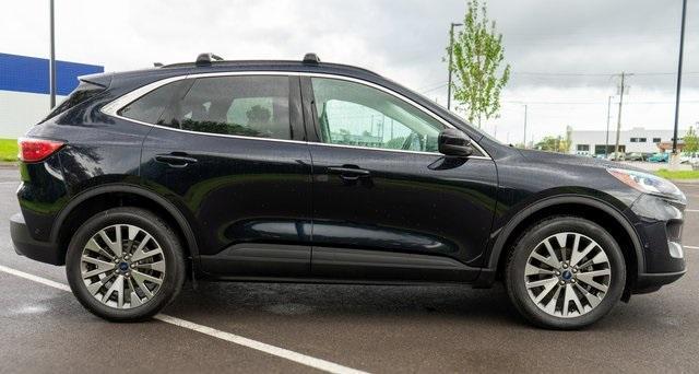 2021 ford escape titanium