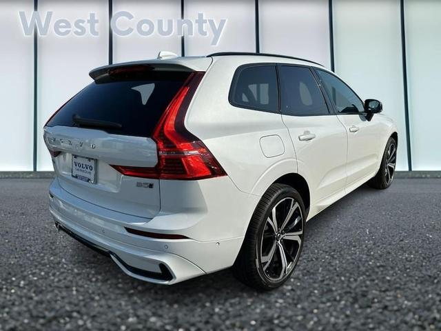 2022 volvo xc60 b5 r-design