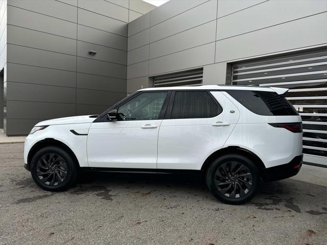 2022 land rover discovery p300 s r-dynamic
