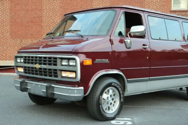 1994 chevy beauville sport van 98k orig mi gmc 350 v8