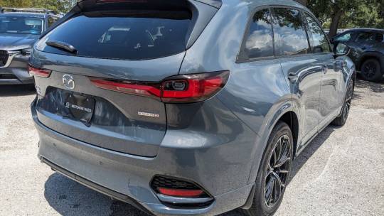 2025 Mazda CX-70