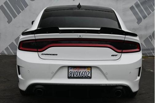 2020 dodge charger