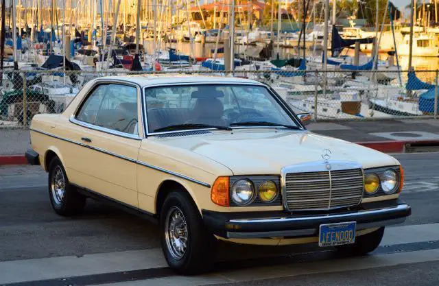1982 mercedes 300cd turbo diesel coupe only 176k miles w. records orig. paint