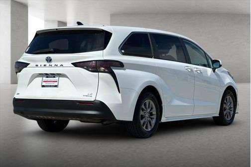 2023 toyota sienna