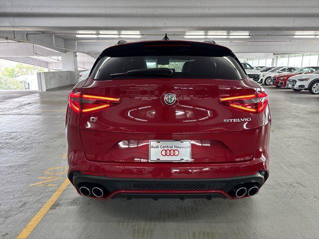 2023 alfa romeo stelvio quadrifoglio
