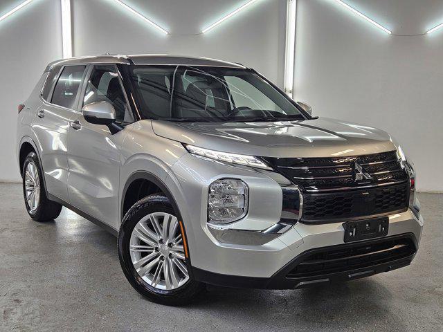 2023 mitsubishi outlander es