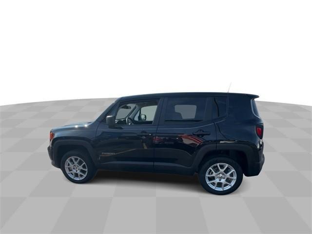 2023 jeep renegade latitude