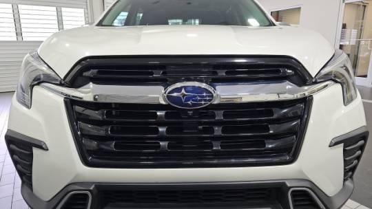 2023 subaru ascent touring
