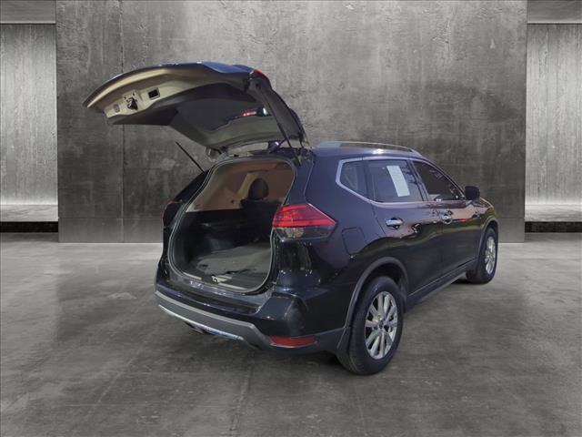 2017 nissan rogue sv