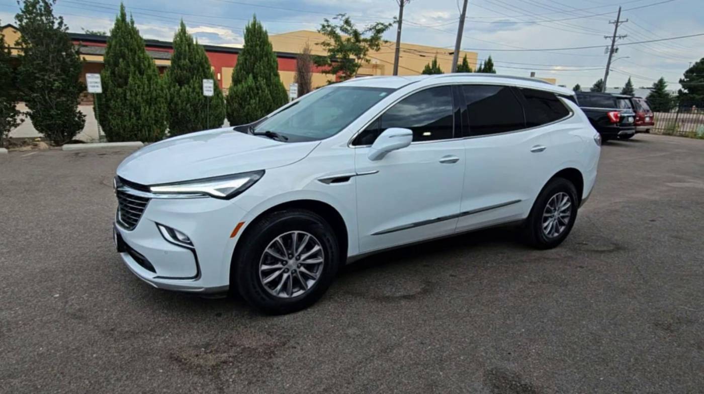2022 buick enclave premium