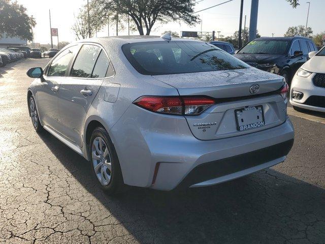 2022 toyota corolla le