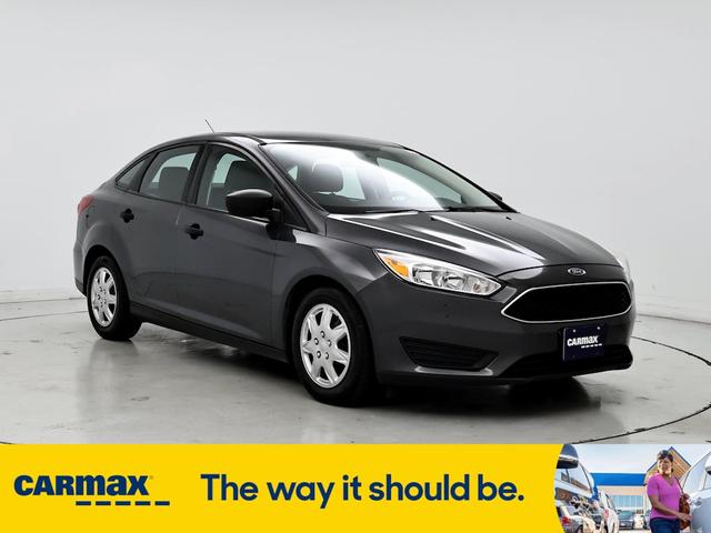 2017 ford focus s