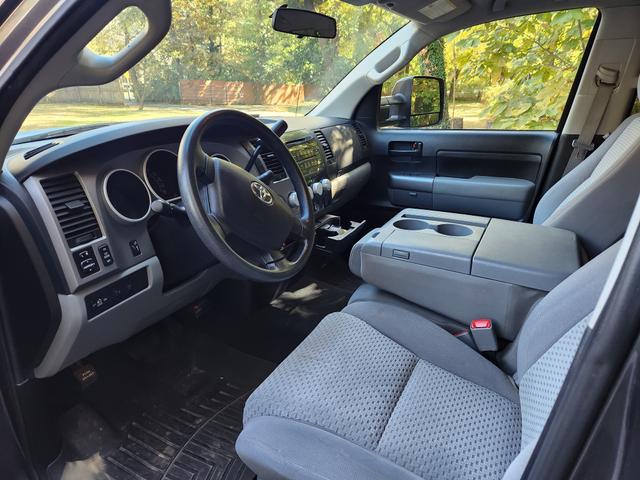 2013 toyota tundra grade