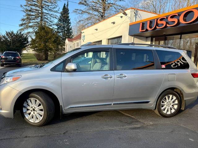 2015 toyota sienna xle premium