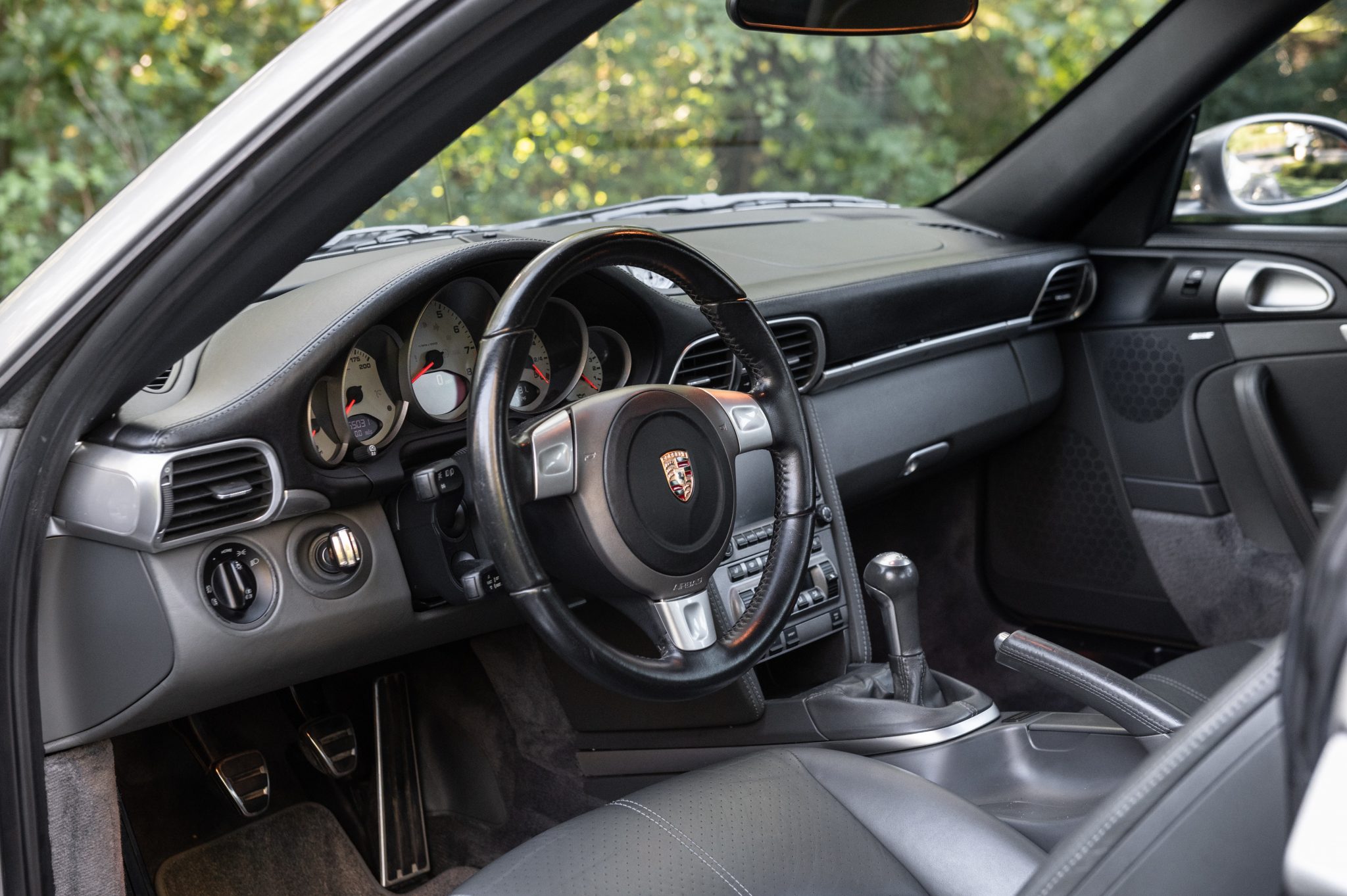 2006 porsche 911 carrera s coupe 6-speed