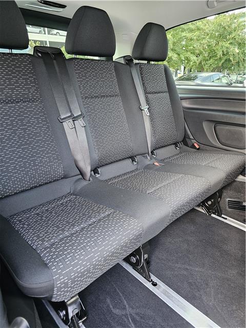 2023 mercedes-benz metris passenger