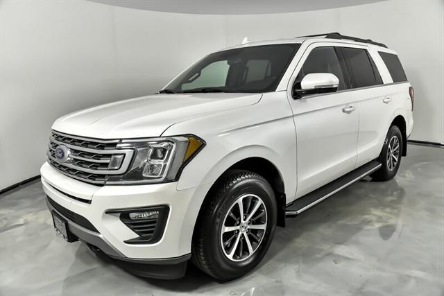 2019 ford expedition xlt