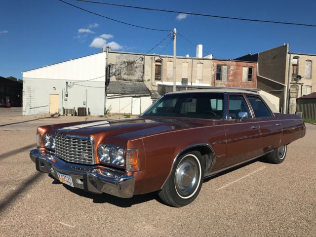 1975 chrysler newport custom