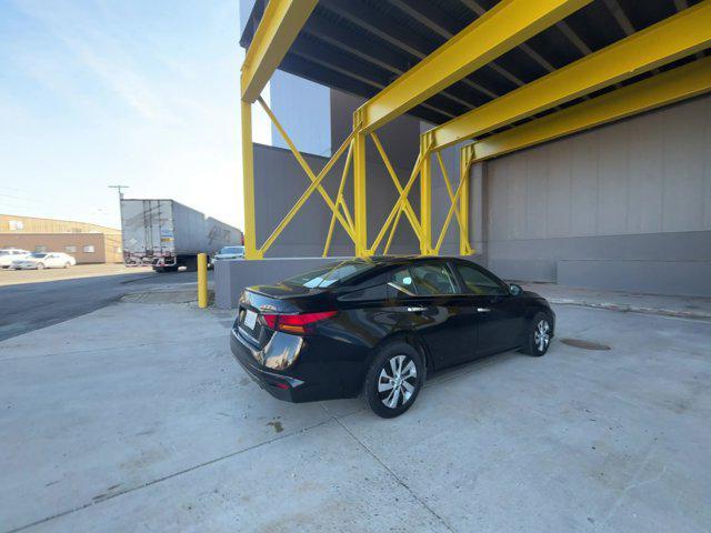 2023 nissan altima s fwd