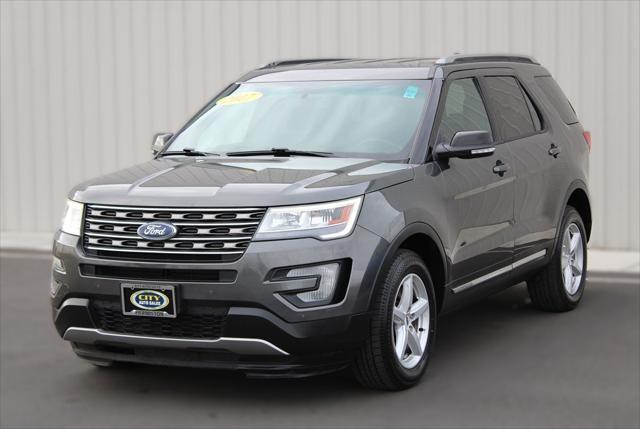 2017 ford explorer xlt