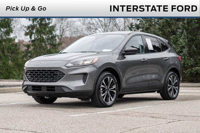 2021 ford escape se