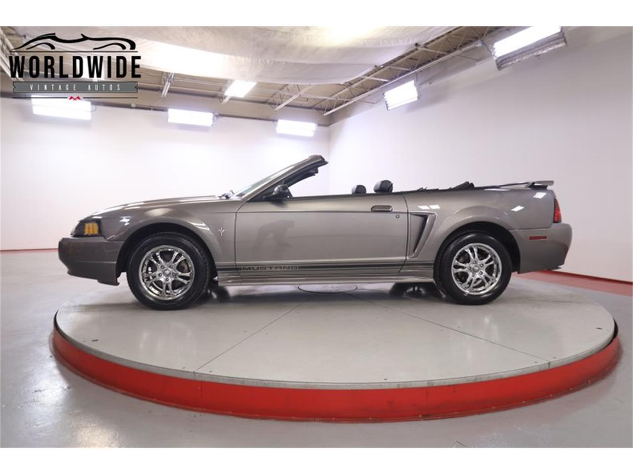 2002 ford mustang