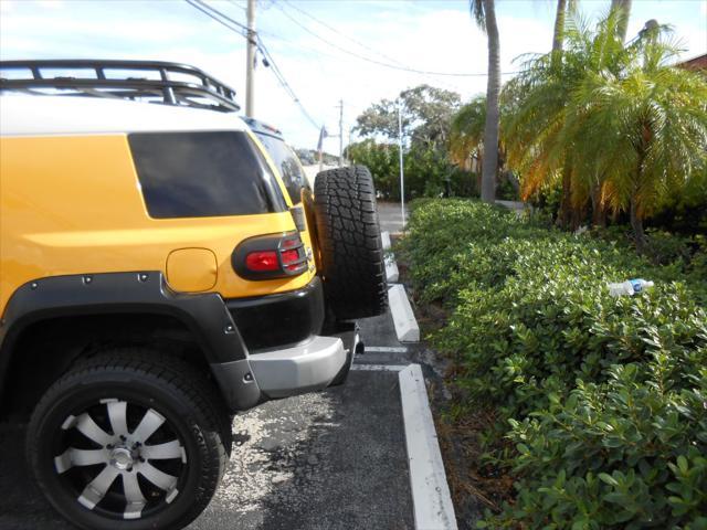 2008 toyota fj cruiser base