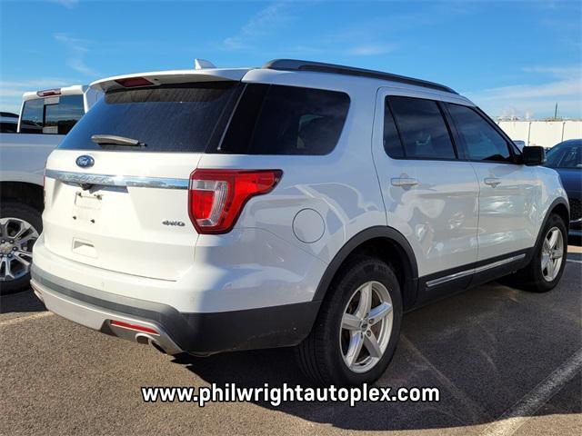 2017 ford explorer xlt