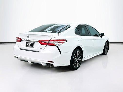 2020 toyota camry