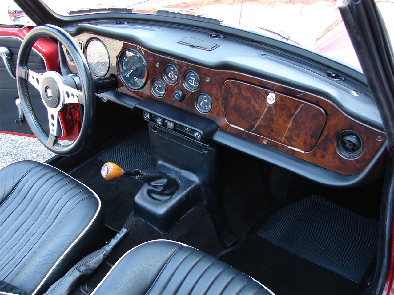 1968 triumph tr250
